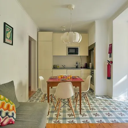 Apartment Plum Guide - Amalia